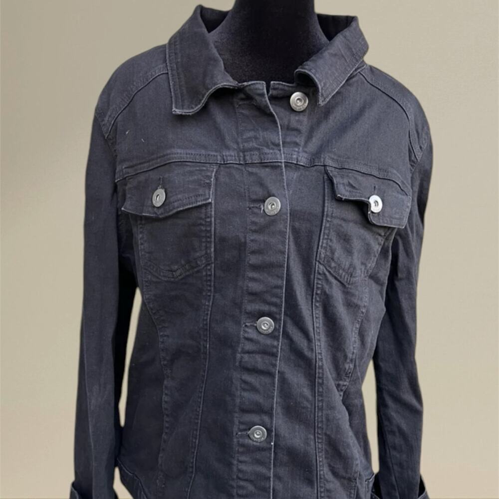 Wrangler women’s XL black denim jacket